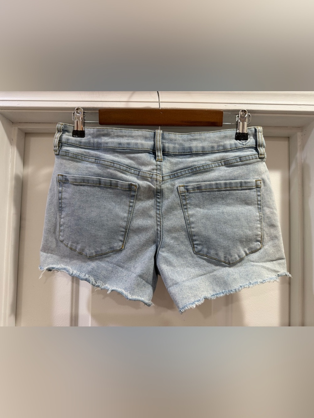 PTCL Ethical Clothing Frayed Hemmed Denim Stretch Shorts Size 28